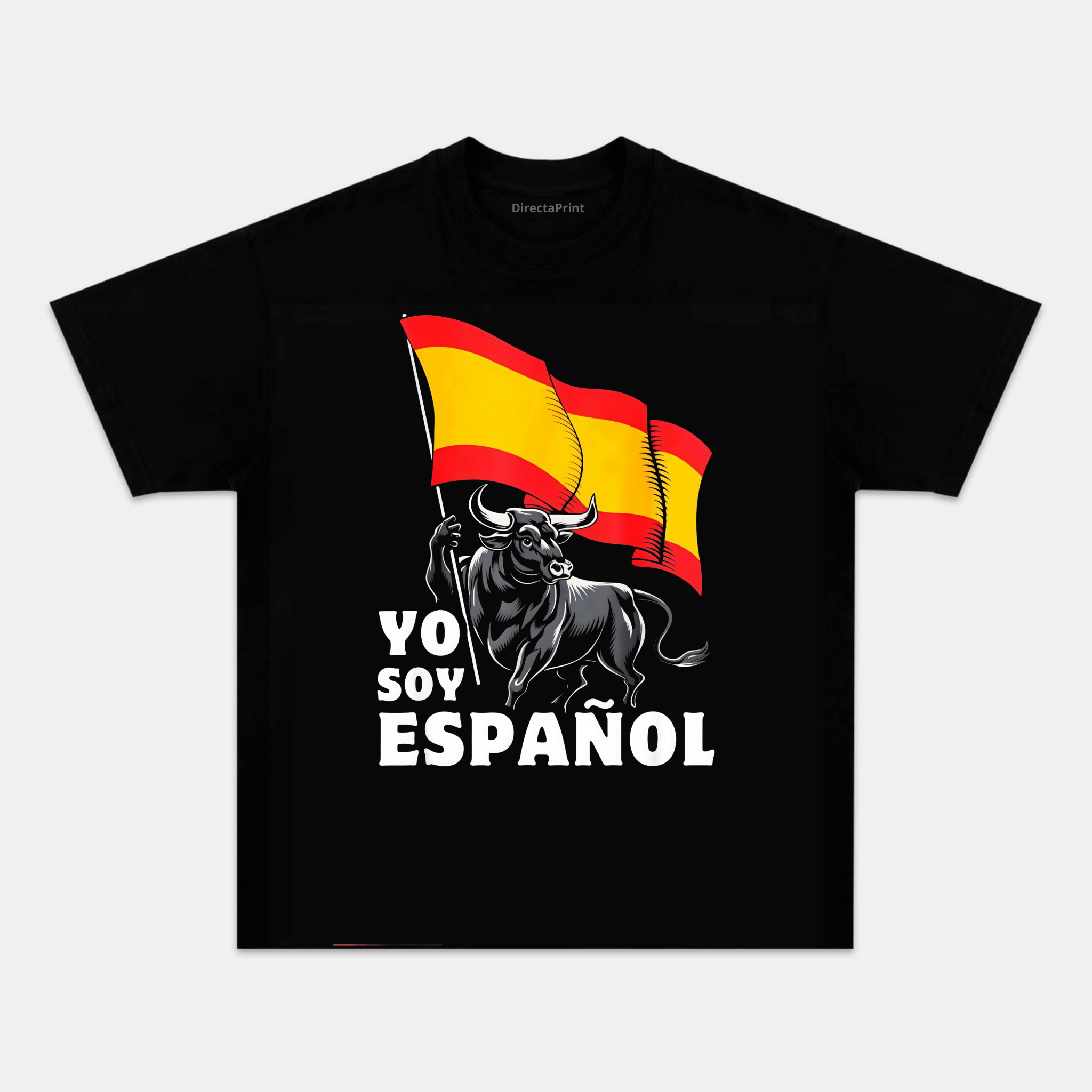 Camiseta Unisex “Yo Soy Español” – Toro Bravo con Bandera de España, Manga Corta, Cuello Redondo, Negra