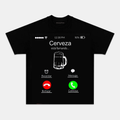 Camiseta Divertida “Cerveza Está Llamando” – Diseño Pantalla de Llamada de Móvil, Manga Corta Unisex Negra