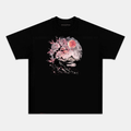 Camiseta Unisex Luna Roja y Sakura – Diseño Paisaje Japonés con Flores de Cerezo, Manga Corta, Cuello Redondo, Negra