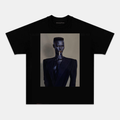 Camiseta Unisex Estilo Moda Editorial – Retrato Fashion Oscuro y Elegante, Manga Corta, Cuello Redondo, Negra