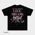 Camiseta Unisex Motivacional “Todo lo que Necesitas es Amor, Sueños y Deporte” – Diseño Tipográfico Moderno, Manga Corta, Negra