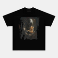 Camiseta Unisex Gato y Criatura Espacial – Diseño Sci-Fi Oscuro con Estilo Cinematográfico, Manga Corta, Cuello Redondo, Negra